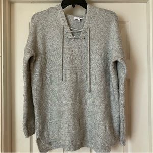 SONOMA GOODS FOR LIFE Grey Cable Knit Lace-Up Hooded Sweater Medium